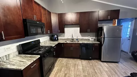 16112 Trumbull Ave, Markham, IL 60426 photo 3