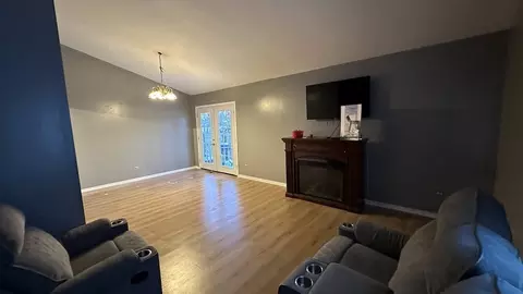 16112 Trumbull Ave, Markham, IL 60426 photo 9