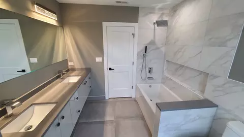 Bath - 523 S Elm St, Itasca, IL 60143 photo 8 of 13