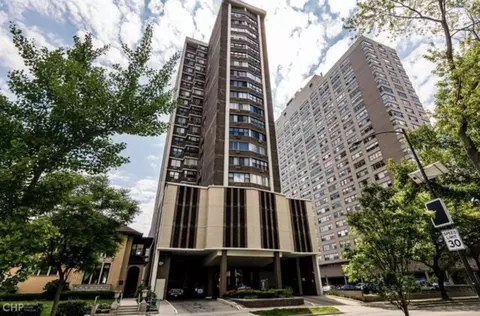 6325 N Sheridan Rd #1008, Chicago, IL 60660