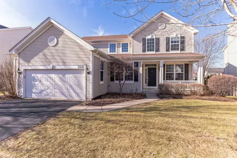 2441 Deer Point Dr, Montgomery, IL 60538