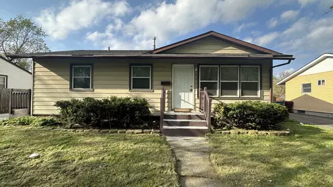 2009 221st St, Sauk Village, IL 60411