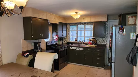 6544 Pershing Rd, Berwyn, IL 60402 photo 5