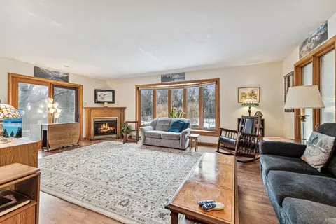 581 E Park Ave, Elmhurst, IL 60126 photo 10
