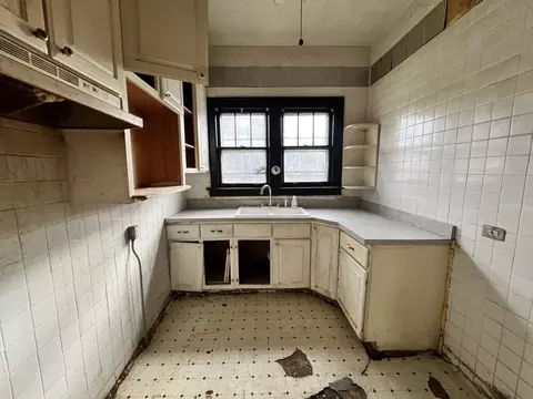 6348 S Carpenter St, Chicago, IL 60621 photo 6