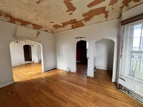 6348 S Carpenter St, Chicago, IL 60621 photo 3