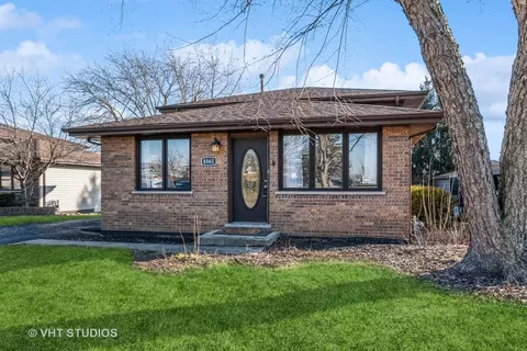 8861 167th St, Orland Hills, IL 60487
