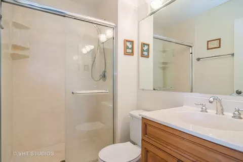 547 Greystone Ln #D2, Wheeling, IL 60090 photo 10