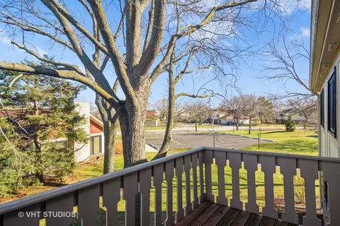 547 Greystone Ln #D2, Wheeling, IL 60090 photo 14