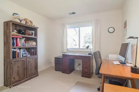 547 Greystone Ln #D2, Wheeling, IL 60090 photo 11