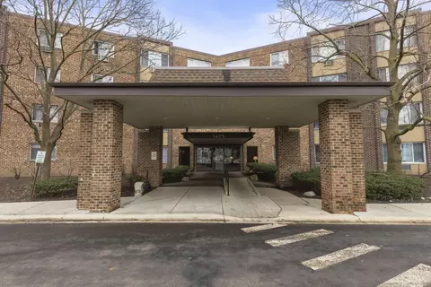 1475 Rebecca Dr #414, Hoffman Estates, IL 60169
