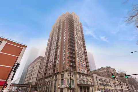 1101 S State St #905, Chicago, IL 60605