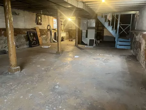 Undisclosed, Chicago, IL 60628 photo 12