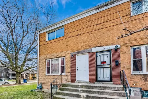 1202 S 16th Ave #A, Maywood, IL 60153