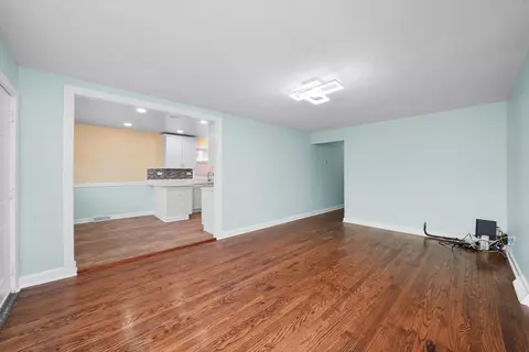 7740 Central Ave, Burbank, IL 60459 photo 5