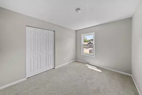 3902 Anne St, Mchenry, IL 60050 photo 12