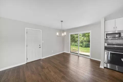 3902 Anne St, Mchenry, IL 60050 photo 6