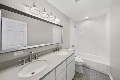 3902 Anne St, Mchenry, IL 60050 photo 11