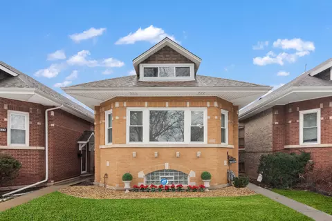 9319 S Racine Ave, Chicago, IL 60620