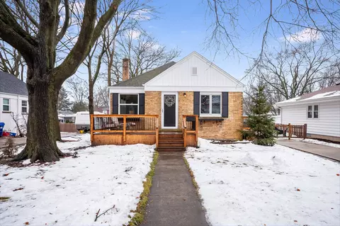 514 Byron Ct, Wheaton, IL 60187 photo 2
