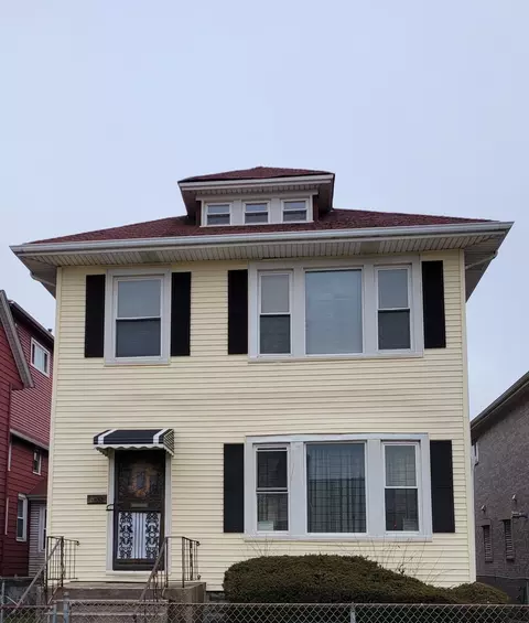 11149 S Edbrooke Ave, Chicago, IL 60628