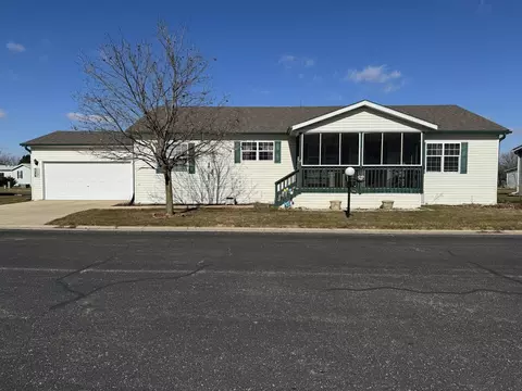 344 Mallard Ln, Sandwich, IL 60548