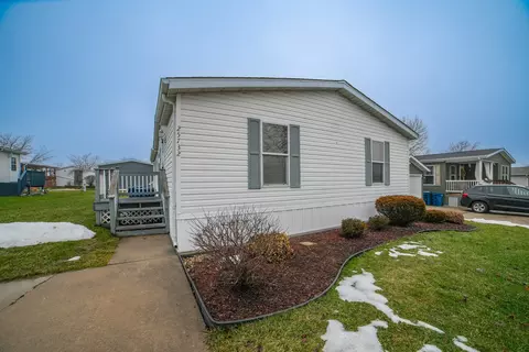 25732 Shoal Creek Dr, Monee, IL 60449