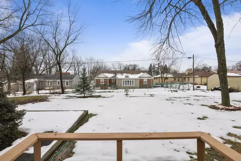 821 Orange St, Elgin, IL 60123 photo 29