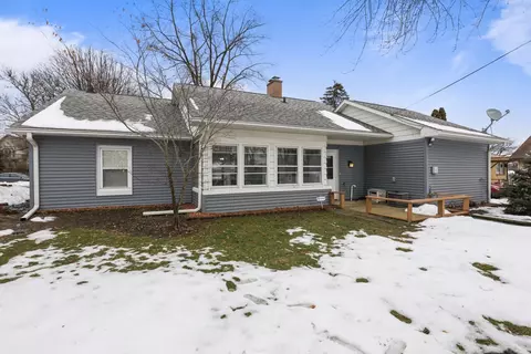 821 Orange St, Elgin, IL 60123 photo 26