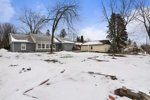 821 Orange St, Elgin, IL 60123 photo 28