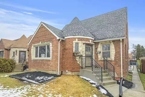 7647 S Campbell Ave, Chicago, IL 60652