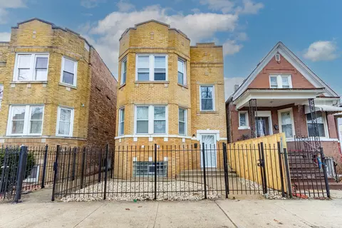 1113 N Harding Ave, Chicago, IL 60651