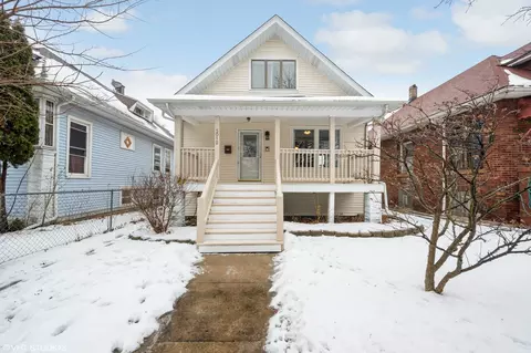 5012 W Fletcher St, Chicago, IL 60641