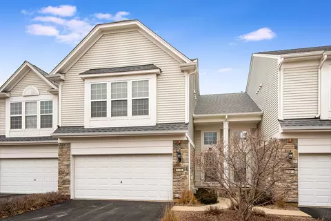 1435 Orchid St #215-2, Yorkville, IL 60560