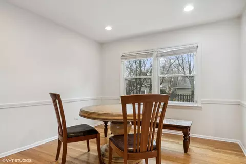 940 Wayne Ave, Deerfield, IL 60015 photo 5