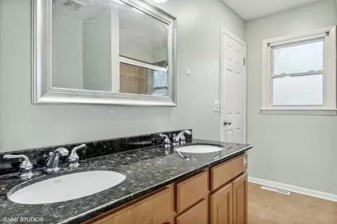 940 Wayne Ave, Deerfield, IL 60015 photo 16