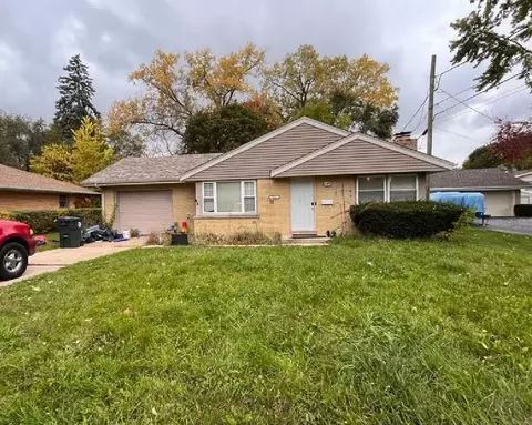 213 W State St, North Aurora, IL 60542