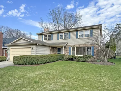 731 Kenilworth Ave, Glen Ellyn, IL 60137
