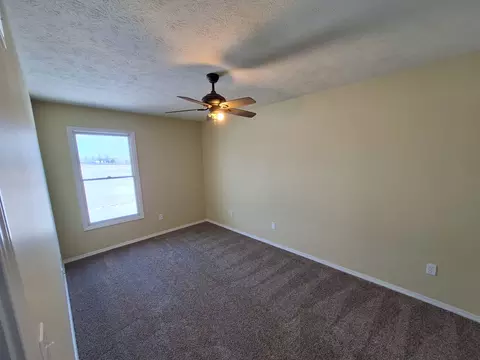 1310 Beacon Hill Ct, Normal, IL 61761 photo 17