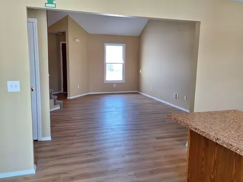 1310 Beacon Hill Ct, Normal, IL 61761 photo 6