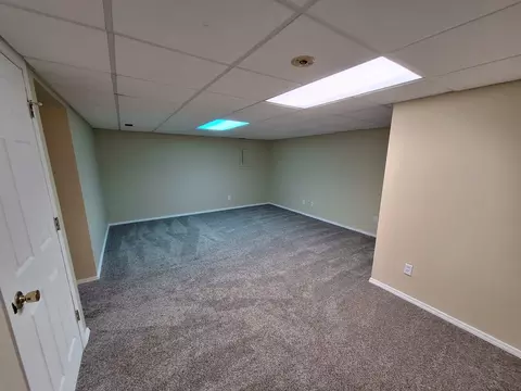 1310 Beacon Hill Ct, Normal, IL 61761 photo 11