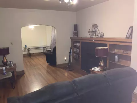 6327 S Artesian Ave, Chicago, IL 60629 photo 4