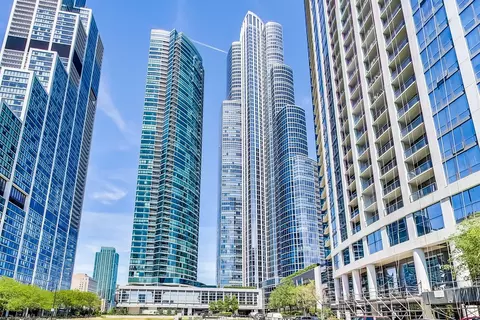 1201 S Prairie Ave #5002, Chicago, IL 60605