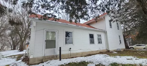 894 Bend Rd, Dixon, IL 61021 photo 4