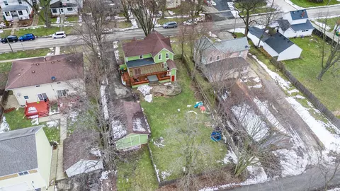 320 E High St, Sycamore, IL 60178 photo 15