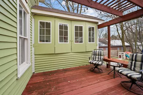 320 E High St, Sycamore, IL 60178 photo 7