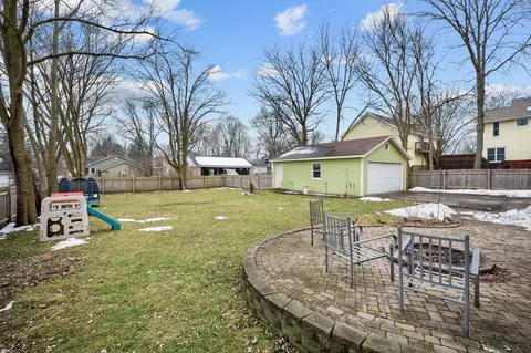 320 E High St, Sycamore, IL 60178 photo 10