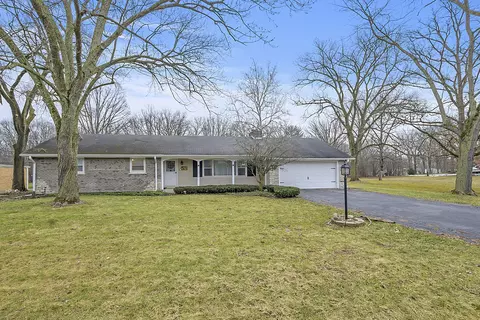 3655 Beckwith Ln, Crete, IL 60417