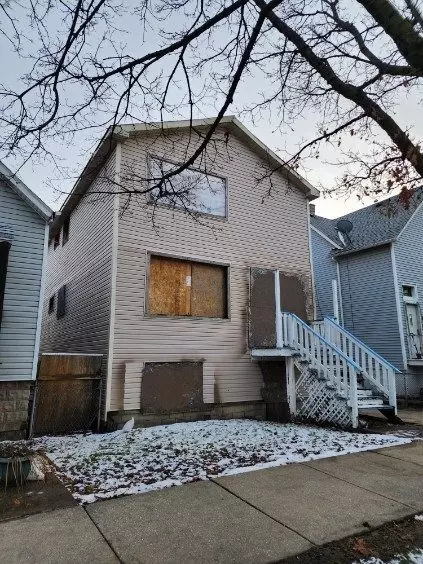 2847 W 38th Pl, Chicago, IL 60632