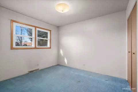 Other - 534 Melrose Ct, Elgin, IL 60123 photo 3 of 7